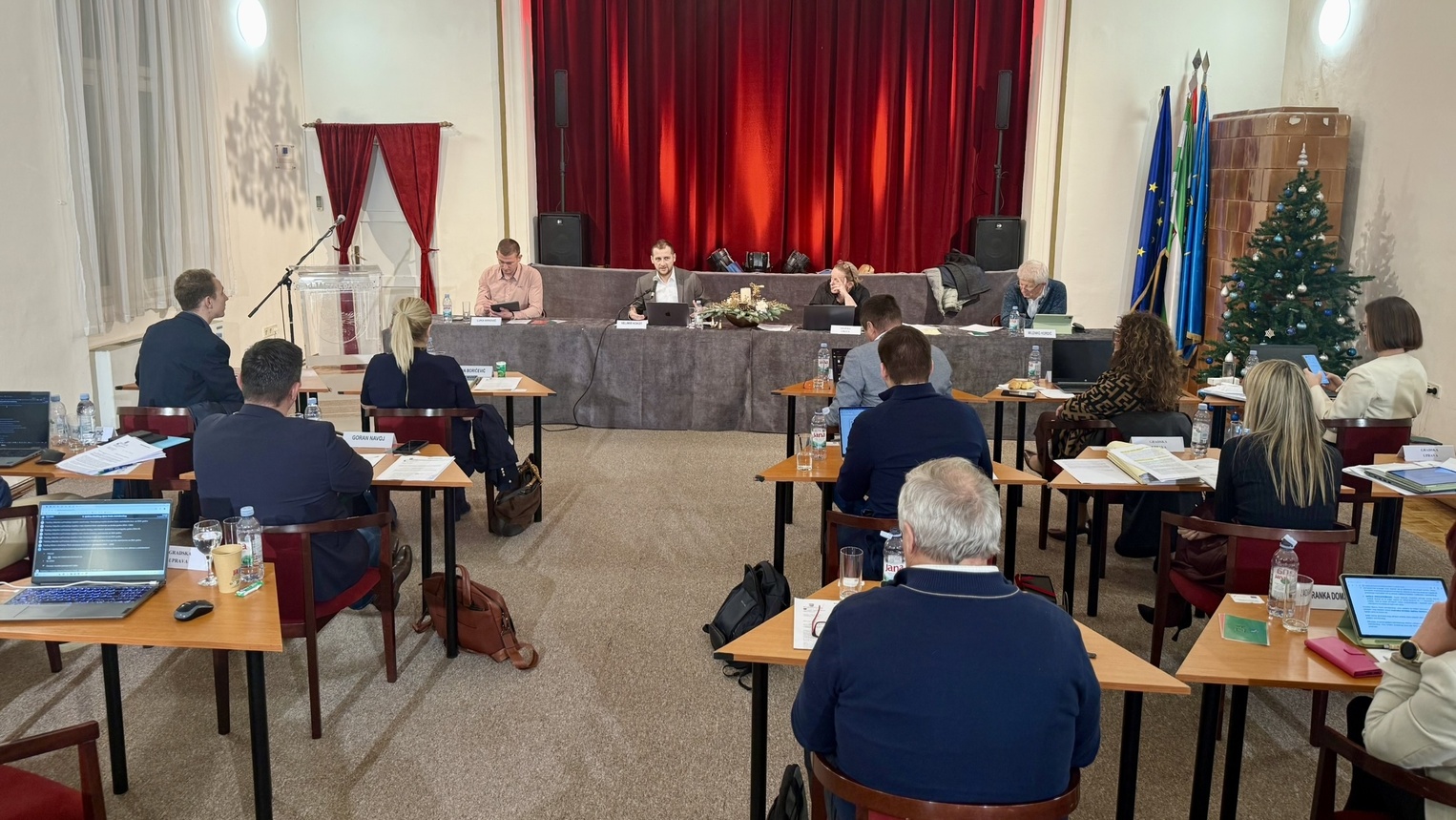 Gradsko vijeće Grada Jastrebarskog zatražilo dodatna jamstva i dokumentaciju vezano uz projekt DRACO u Gospodarskoj zoni Jalševac