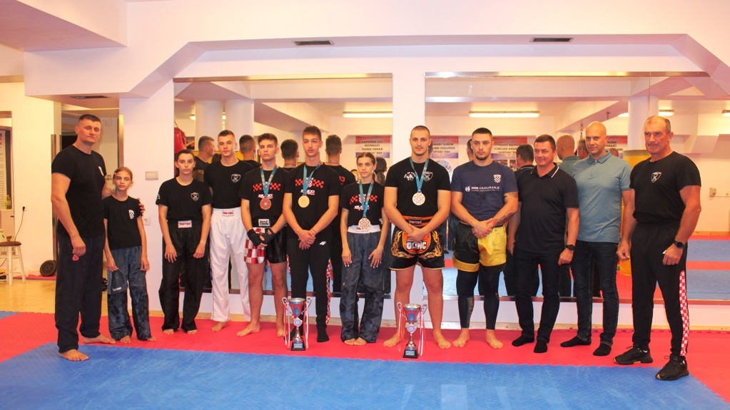 Novosel i Šlat čestitali šampionima