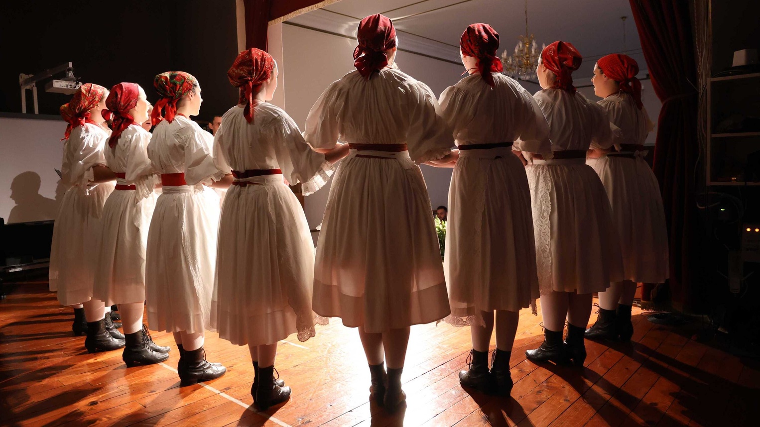 Održana Regionalna smotra folklora velikih i malih vokalnih sastava