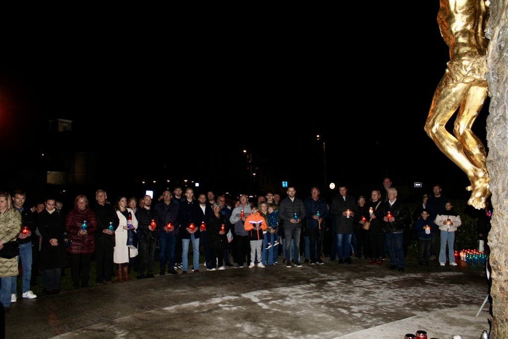 Zapamtimo Vukovar i Škabrnju!